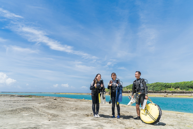 【沖縄・慶良間諸島・クルージング】ダイビングやBBQも可能！1日貸切クルージング 写真8