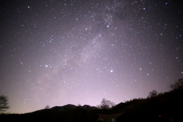【山梨・北杜・天体観測】標高1,470m！絶景の星空ツアー（美しの森テラス） 写真6