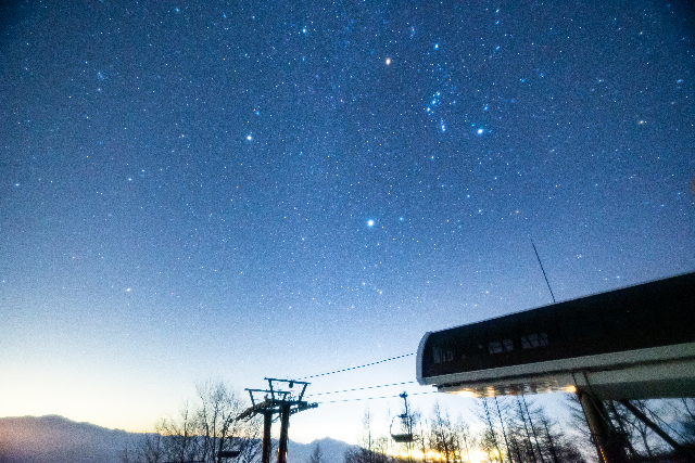 【山梨・北杜・天体観測】標高1,900mの山頂で星空観察（雪の天空テラス） 写真7