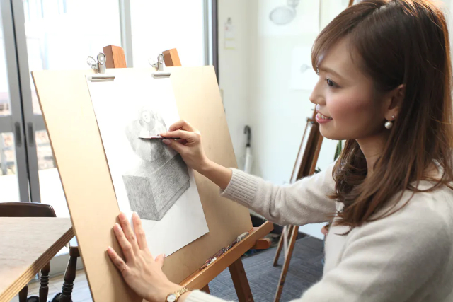 【三重・菰野・絵画教室】絵が苦手でも楽しめる！本格デッサンにチャレンジ（1枚） 写真5