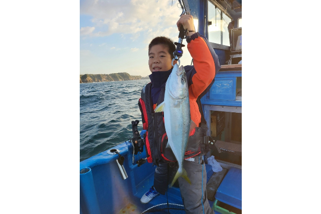 【三重・伊勢志摩・船釣り】大物も狙える！？初心者も安心の「大人の釣り教室」で船釣り体験 写真5
