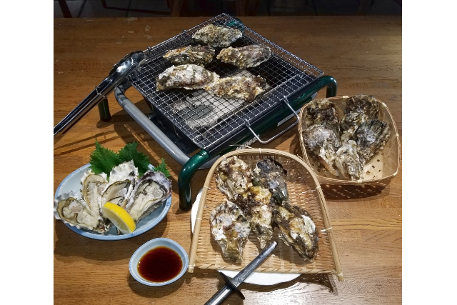 【三重・伊勢志摩・海女小屋】グランピング感覚で楽しめる！おしゃれな海鮮BBQで「海女小屋体験」 写真3