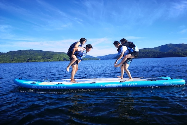 【福島・裏磐梯・SUP】美しい景観に酔いしれながら桧原湖メガSUP（半日） 写真8