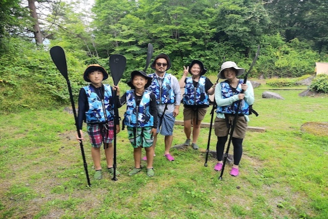 【福島・裏磐梯・SUP】美しい景観に酔いしれながら桧原湖メガSUP（半日） 写真3