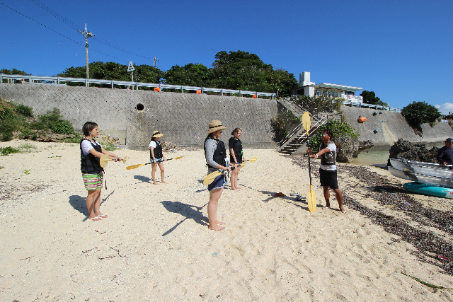 【沖縄・古宇利島・カヤック】泳ぎが苦手でも大丈夫！安心して楽しめるクリアカヤック 写真7