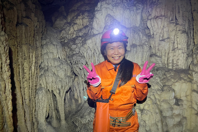【沖縄・石垣島・ケイビング】マル秘洞窟「ゴールデンケイブ」を探検！とっておき秘境ツアー