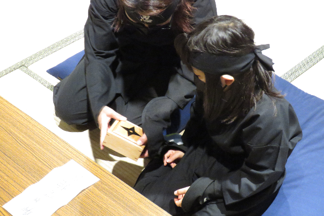 【東京・浅草・忍者】家族で遊びながら楽しく忍者修行！忍者学校コース 写真8