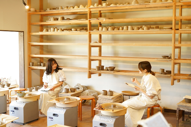 【静岡・伊東・電動ろくろ】自分と向き合う陶芸体験。電動ろくろコース（2個） 写真8