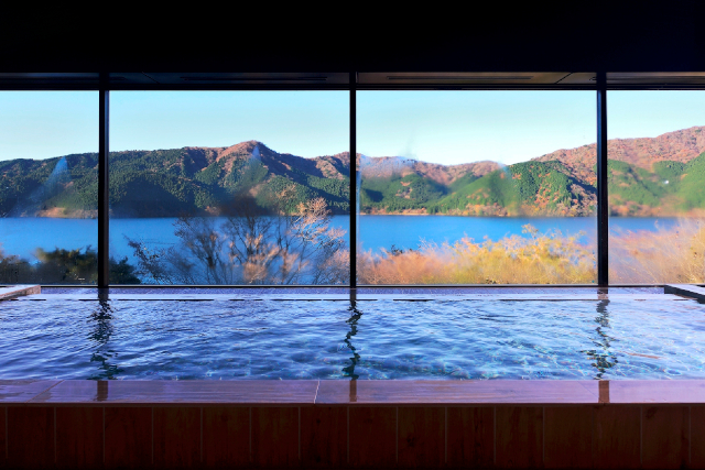 平日限定【200円割引】絶景日帰り温泉 龍宮殿本館 クーポン(入浴料+レンタルタオルセット) 平日限定【200円割引】絶景日帰り温泉 龍宮殿本館 クーポン(入浴料+レンタルタオルセット)