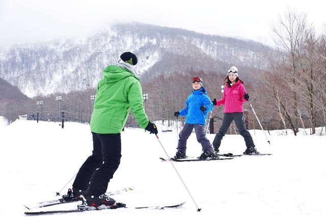 【平日(年末年始除く)秋田冬アソビ割】たざわ湖スキー場リフト1日券&レンタル利用券(5,000円分) 【平日(年末年始除く)秋田冬アソビ割】たざわ湖スキー場リフト1日券&レンタル利用券(5,000円分)