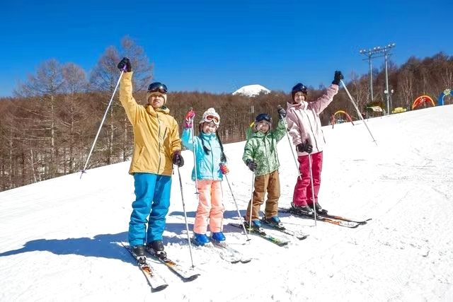 池の平スノーパーク 2025-2026リフトシーズン券 池の平スノーパーク 2025-2026リフトシーズン券