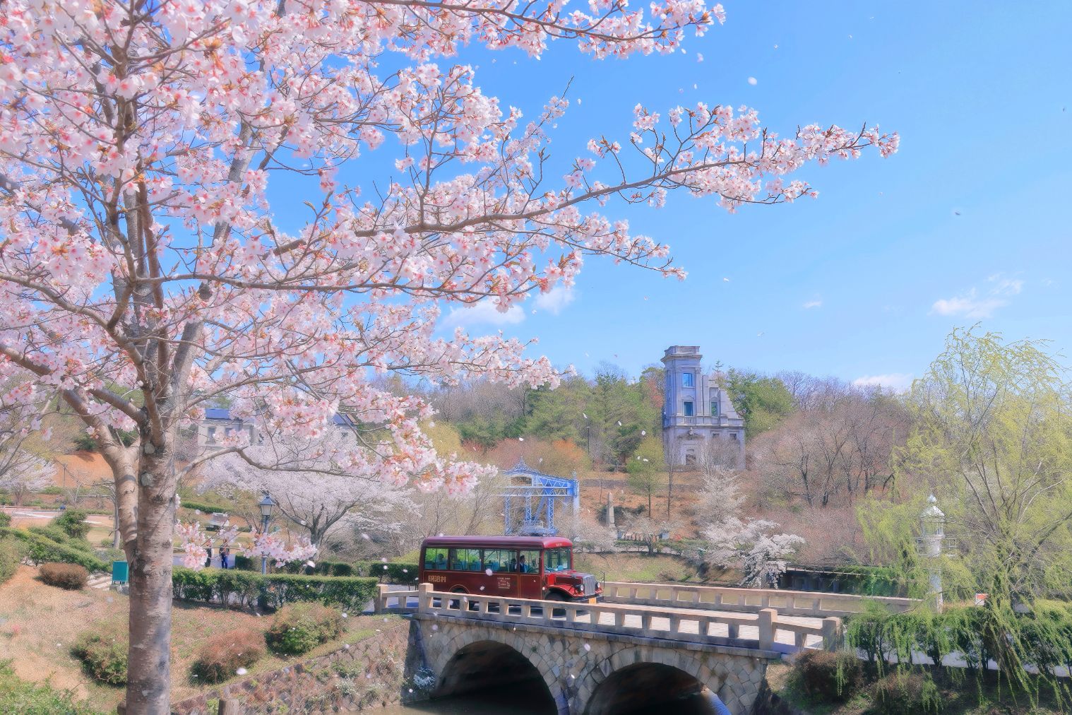 超特割!【最大14%割引】明治時代の世界に迷い込む!?「博物館 明治村」電子前売り入村チケット 超特割!【最大14%割引】明治時代の世界に迷い込む!?「博物館 明治村」電子前売り入村チケット