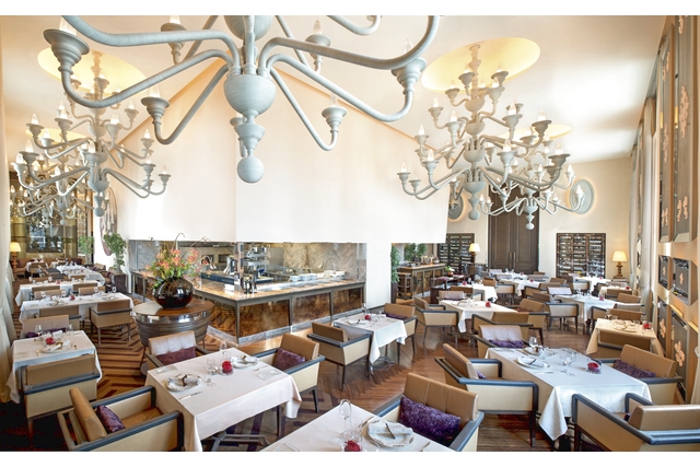 イタリア料理 ラ ベデュータ（セント レジス ホテル 大阪） 写真3