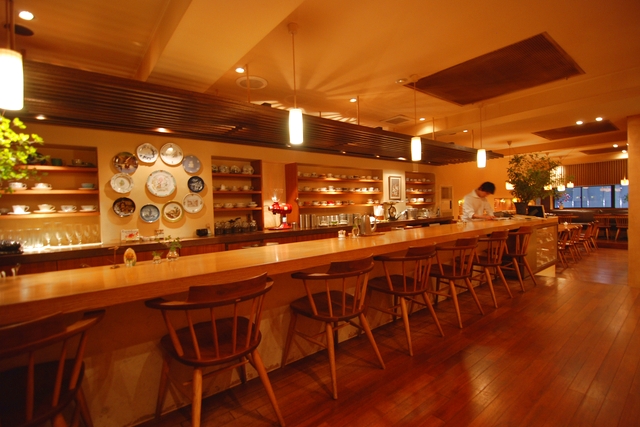 炭火焙煎珈琲　凛　銀座四丁目本店 写真2