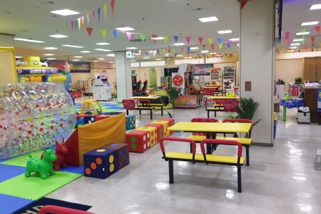 Kid's US.LAND　三次CCPLAZA店 写真4