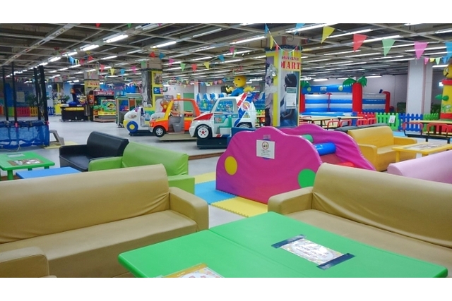 Kid's US.LAND　ファミレ八幡店