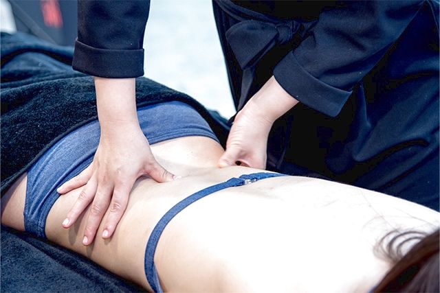 【73%割引】馬車道で至極のオールハンドトリートメント計80分(オプション込)女性・1枚 【73%割引】馬車道で至極のオールハンドトリートメント計80分(オプション込)女性・1枚