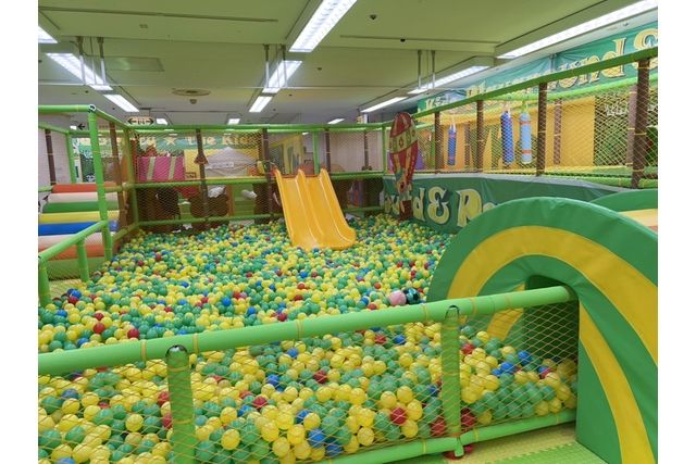 ザキッズ イズミヤ高野店