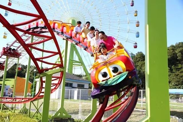 おもちゃ王国 3枚目