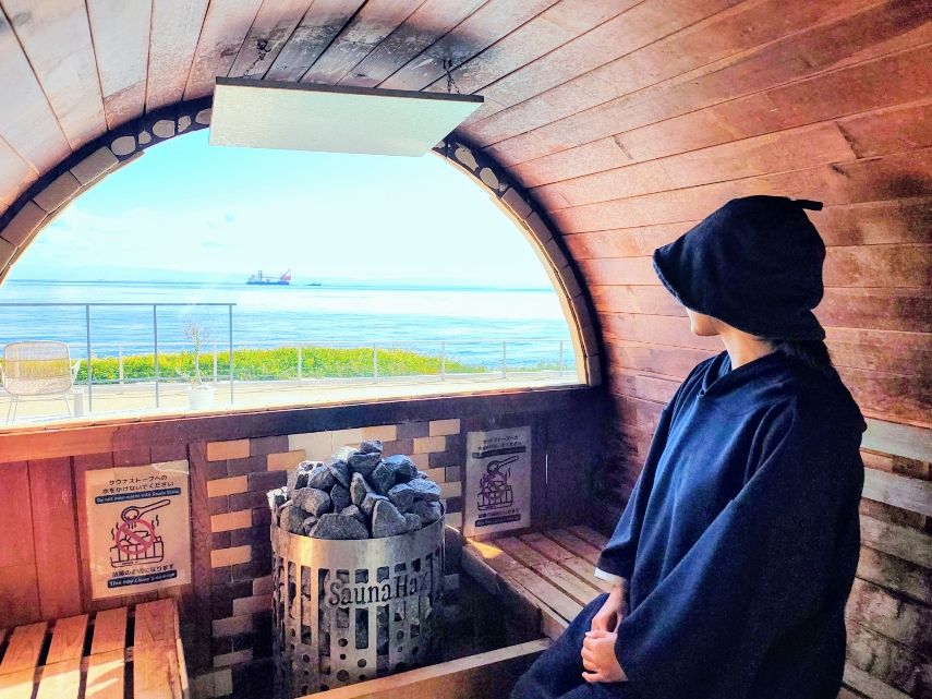 テントサウナ+インフィニティ冷泉水風呂+温泉利用+サウナポンチョ、湯あみ着付 テントサウナ+インフィニティ冷泉水風呂+温泉利用+サウナポンチョ、湯あみ着付