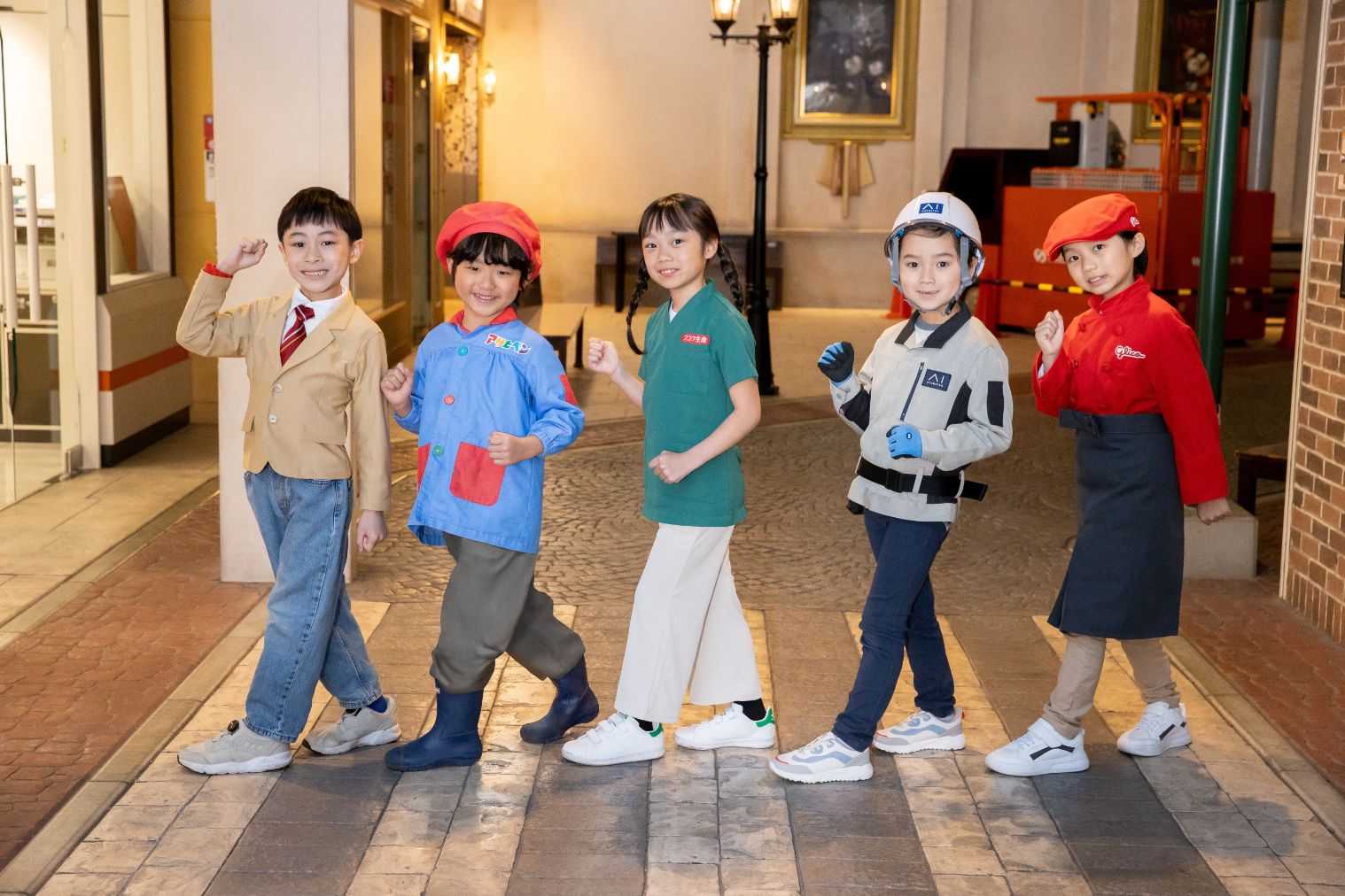 超特割!キッザニア甲子園 6~8月分入場チケット 第2部(16:00~21:00) 超特割!キッザニア甲子園 6~8月分入場チケット 第2部(16:00~21:00)