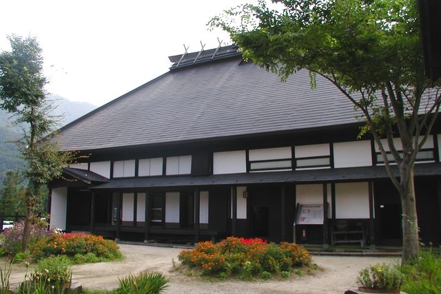 千国の庄史料館