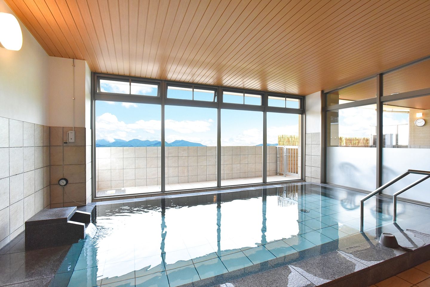 【平日限定・最大25%OFF!】名水はだの富士見の湯 お得な入館プラン 【平日限定・最大25%OFF!】名水はだの富士見の湯 お得な入館プラン