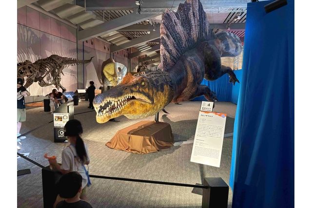 【前売券】吠える!動く!恐竜ミュージアム 【前売券】吠える!動く!恐竜ミュージアム