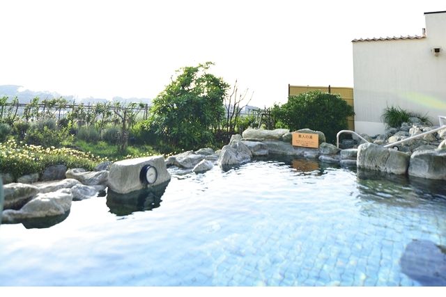 【ソレイユの丘併設の温浴施設・絶景の露天風呂でサンセットを満喫!】 海と夕日の湯 入浴券 【ソレイユの丘併設の温浴施設・絶景の露天風呂でサンセットを満喫!】 海と夕日の湯 入浴券