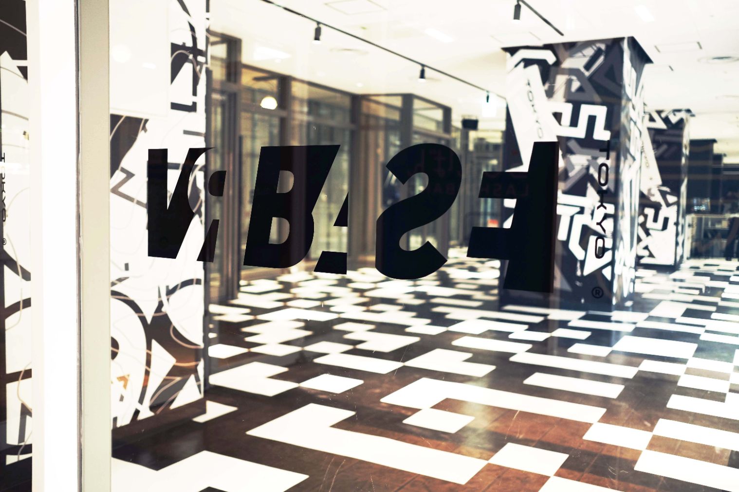 VR BASE TOKYO福岡店 1日遊び放題チケット VR BASE TOKYO福岡店 1日遊び放題チケット