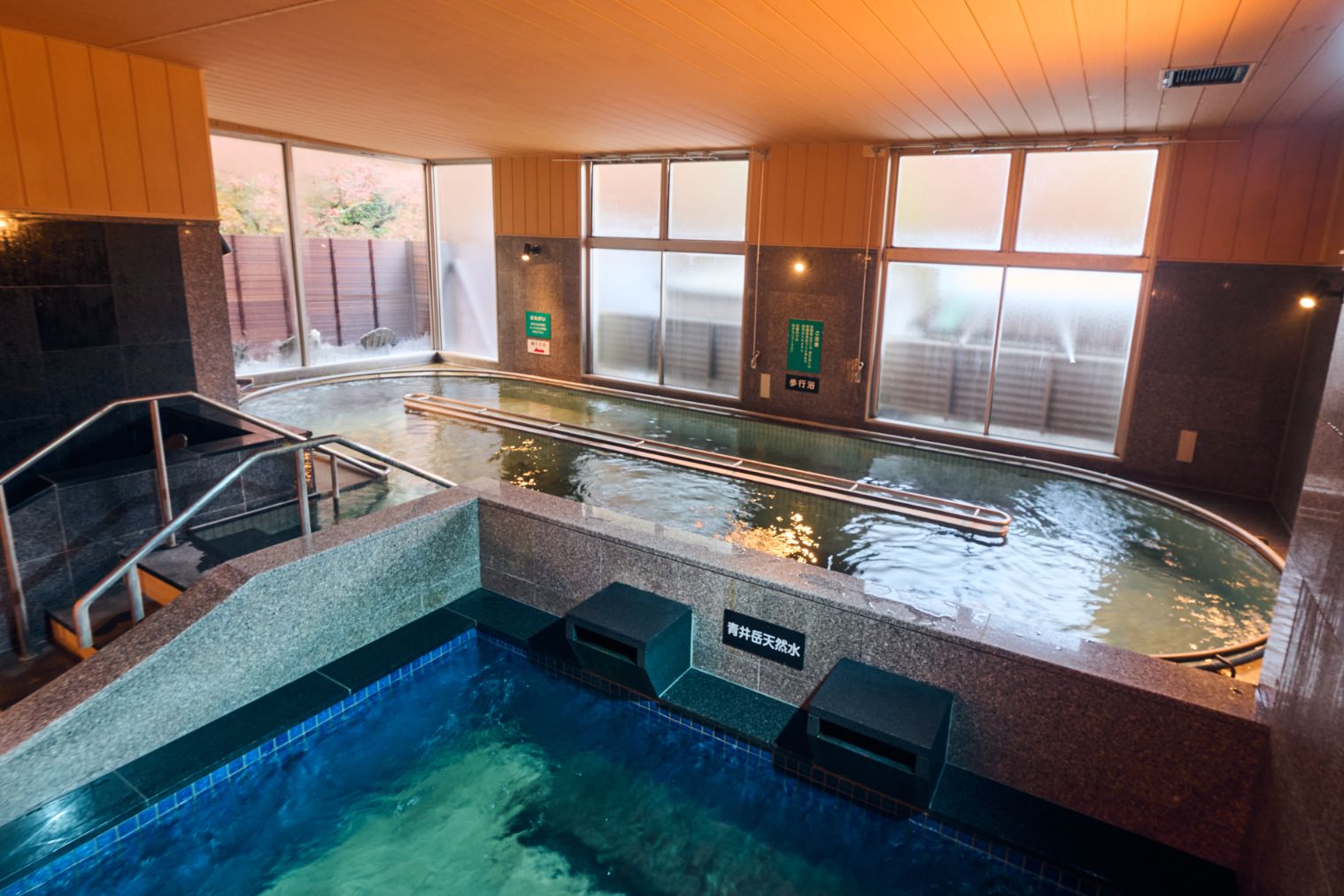 【土日祝】青井岳温泉日帰り入浴+THERMAL LOUNGE ゆるこっと。タオルセット付 【土日祝】青井岳温泉日帰り入浴+THERMAL LOUNGE ゆるこっと。タオルセット付
